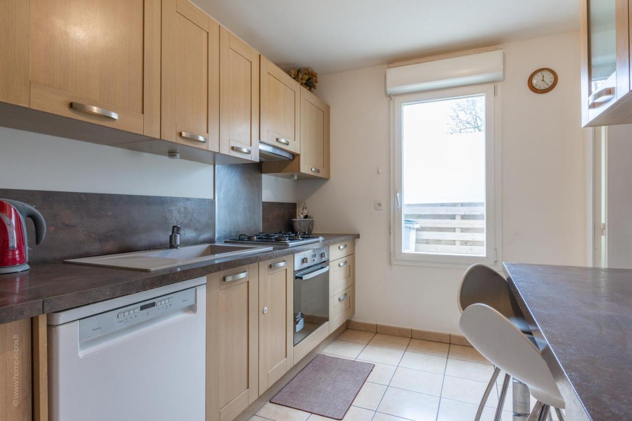 Le Duplex Chessy - 15Min From Disneyland - 2 Private Parkings - Garden - Kingsize & Queensize Bed - Supermarket Behind The House Eksteriør bilde